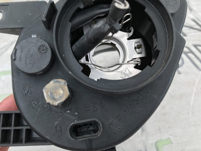 BMW S1000RR 2015-2018 K46 FRONT HEADLIGHT LAMP LEFT PASSENGER SIDE 781.02