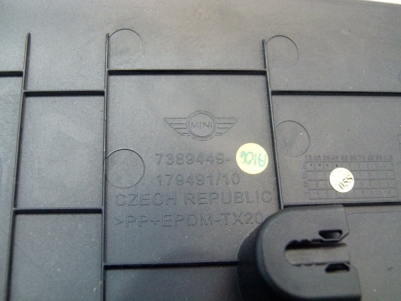 MINI COUNTRYMAN  F60 2016-2019 REAR TAILGATE UPPER COVER GENUINE 7389449