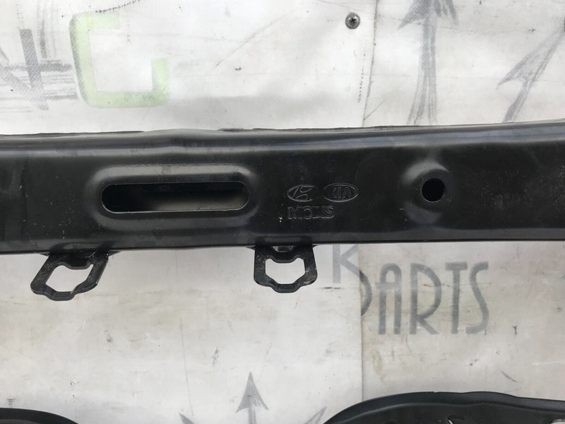 HYUNDAI i30 MK3 PD 2016-2020 *NEW REAR SUBFRAME SUPPORT GENUINE !