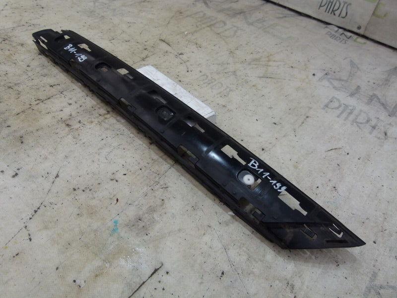 MINI COUNTRYMAN F60 2017-20 RIGHT A-PILLAR TRIM BRACKET GENUINE 7390102