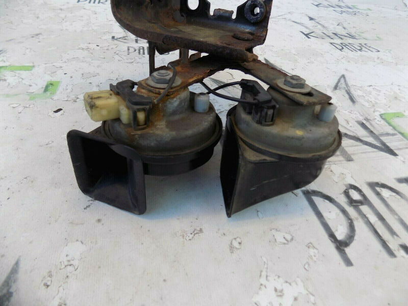 PEUGEOT 3008 2008-2016 PAIR OF LOW AND HIGH SIGNAL HORNS *N