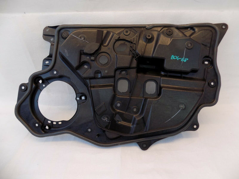MAZDA CX-5 2017-ON FRONT LEFT DOOR INNER PANEL MOUNT BRACKET KB7W5997X /B04-68