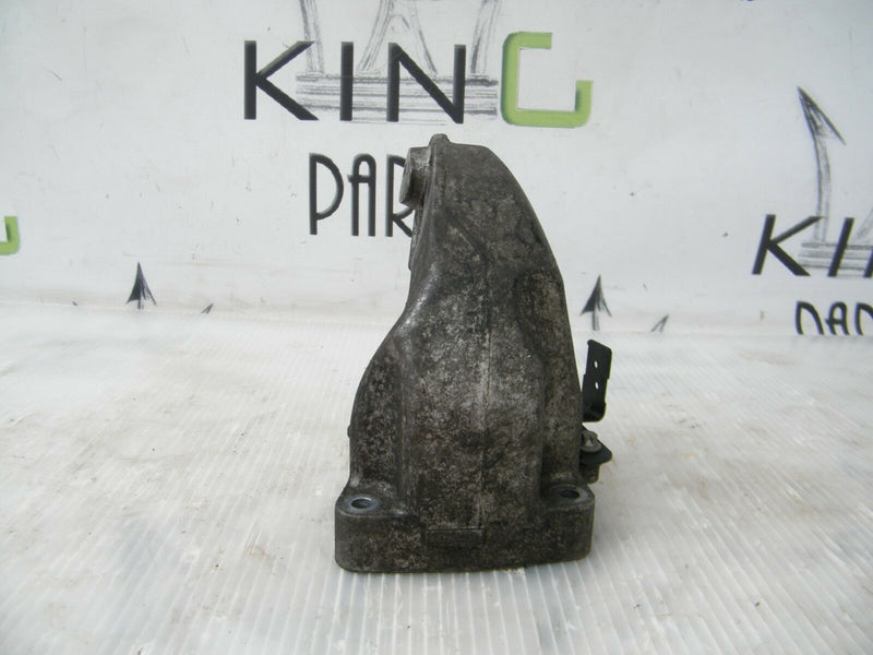 MB C CLASS W204 2008-2013 ENGINE RIGHT LOWER MOUNTING BRACKET A6422231004