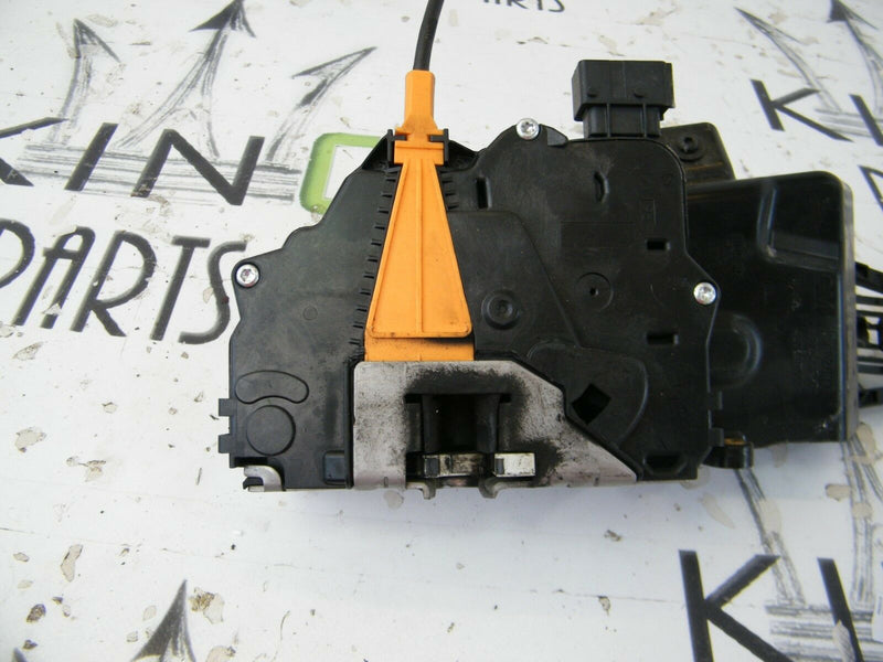 VAUXHALL CORSA E 2014-ON FRONT RIGHT DOOR LOCK MECHANISM OUTER HANDLE BRACKET