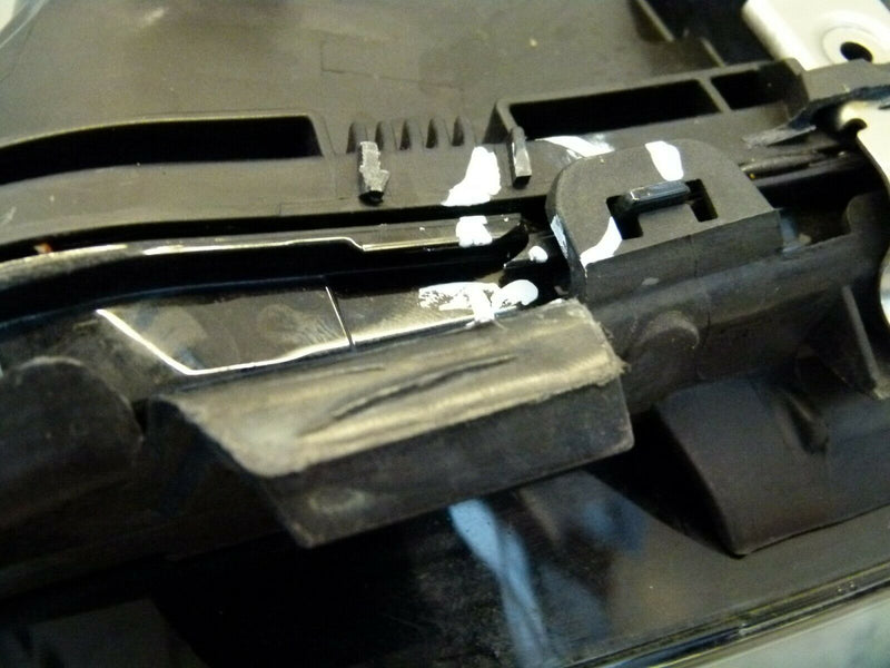 MERCEDES W205 2015-18 GENUINE HEADLIGHT HALOGEN RIGHT SIDE A2059066802