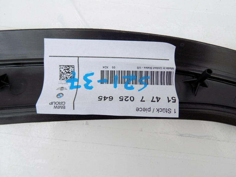 BMW Z4 E85 E86 2002-2008 FRONT LEFT DOOR PILLAR B TRIM *NEW* 7025645 /S21-37