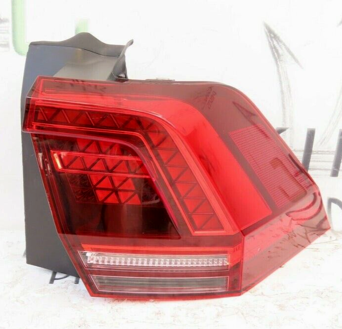 VW TIGUAN MK2 2016-ON REAR DRIVER SIDE RIGHT LED LIGHT LAMP 5NA945208F