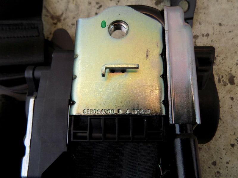 VOLKSWAGEWN ID.3 LEFT PASSENGER SIDE N/S GENUINE FRONT SEATBELT 009L-0000
