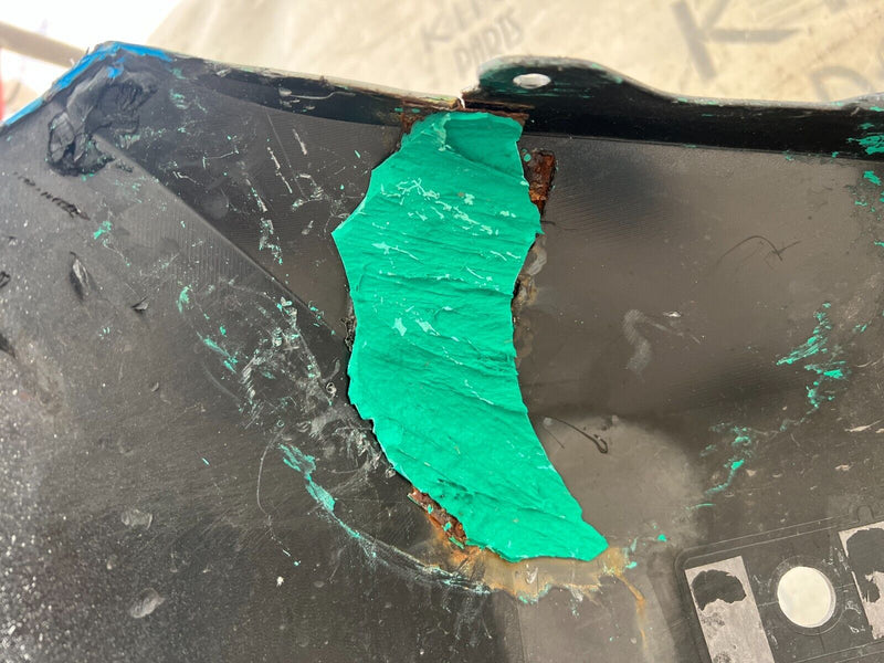 NISSAN LEAF (ZE1) 2018-ON FRONT BUMPER GENUINE PDC 62022-5SH0H