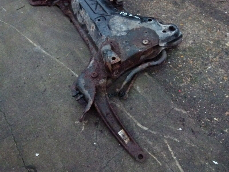 PEUGEOT 308 3008  PETROL GENUINE FRONT SUBFRAME AXLE CARRIER