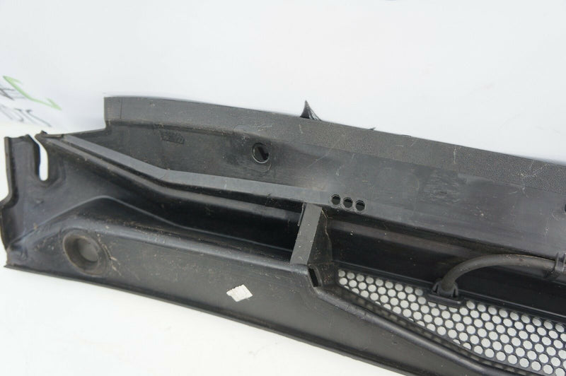 CITROEN C4 GRAND PICASSO 2006-2013 FRONT DRIVER SIDE WIPER SCUTTLE PANEL TRIM