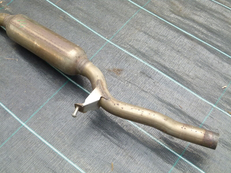 AUDI A4 B8 2.0 DIESEL PIPE& EXHAUST MUFFLER *DELIVERY CUT TO ORDER 8K0253611