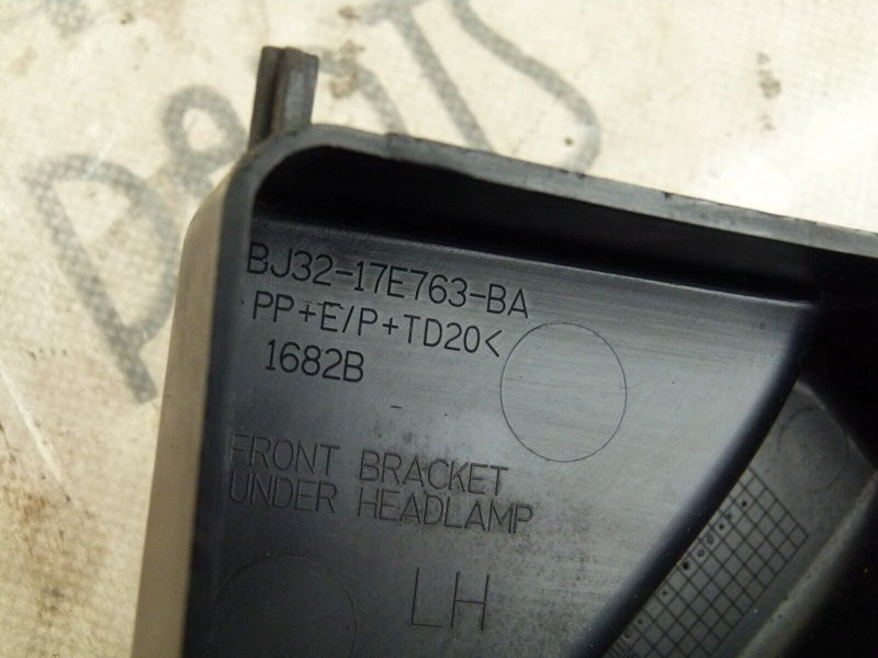 RANGE ROVER EVOQUE L538 2012-18 FRONT BUMPER LEFT BRACKET BJ3217E763