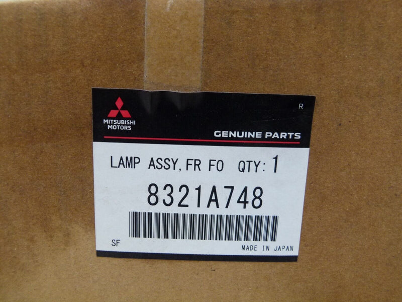 MITSUBISHI OUTLANDER III 2012-2018 RIGHT FOG LIGHT GENUINE 8321A748