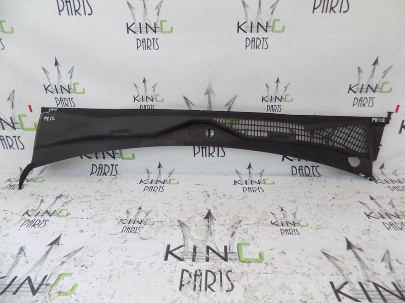 VW AMAROK 2010-ON WINDSCREEN WIPER SCUTTLE PANEL 2H2819403