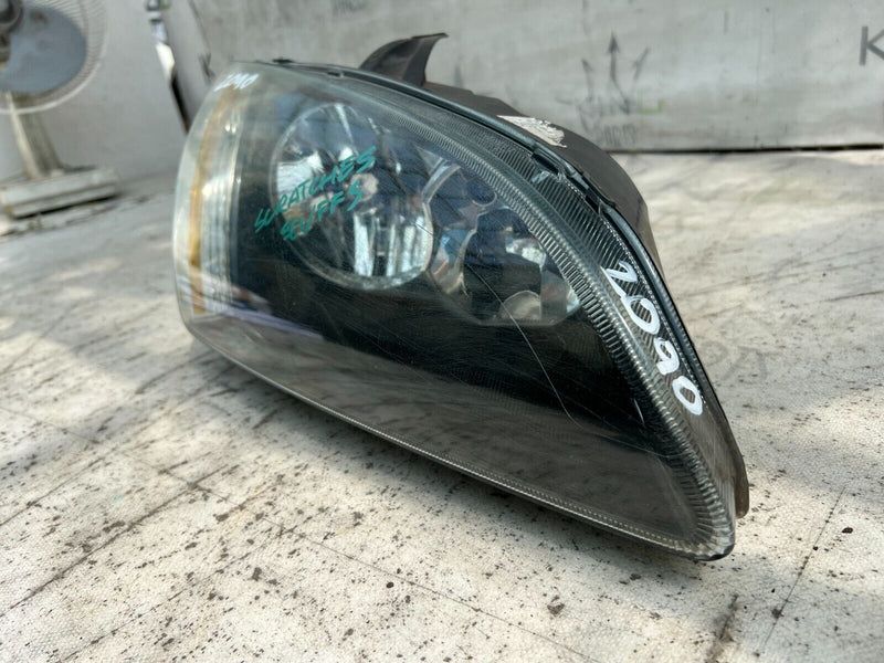 FORD FOCUS 2005-2008 DRIVER SIDE HEADLIGHT BLACK BEZEL 4M51-13W029-KB
