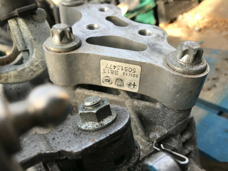 FIAT 500L GEARBOX MANUAL 1.6 DIESEL 5 SPEED LOW MILEAGE 55220248