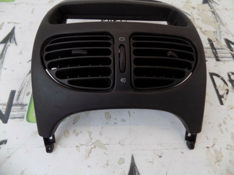 PEUGEOT 206 1998-2008 DASHBOARD CENTRAL AIR VENTS TRIM