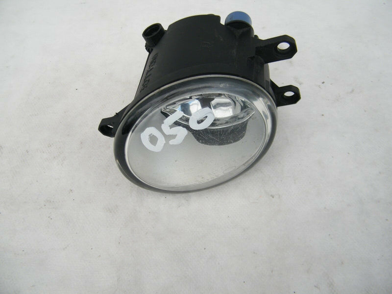 VALEO RIGHT FOG LIGHT FITS TOYOTA HIGHLANDER RAV4 CAMRY 81210-0D042 (050)