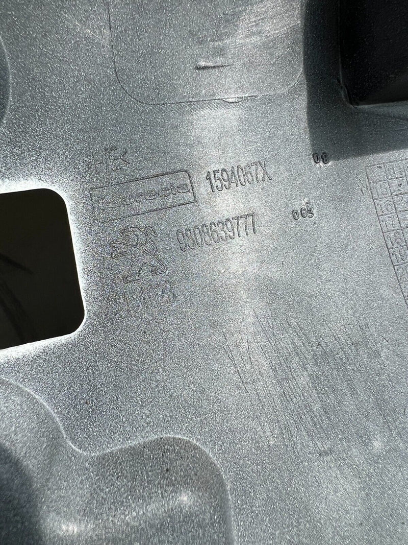 PEUGEOT EXPERT 2017-ON FRONT BUMPER TOP SECTION 9808639777