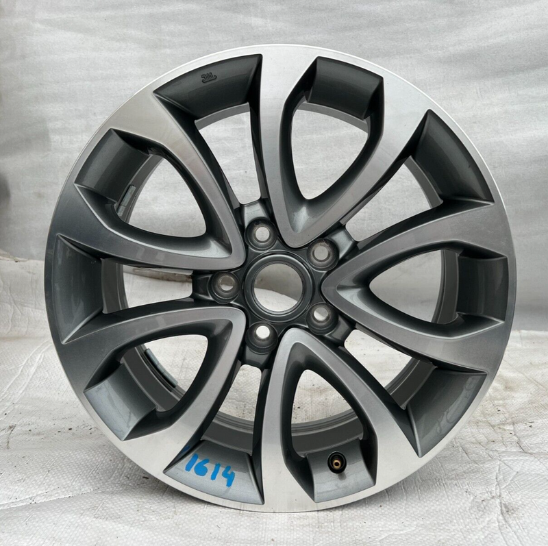 NISSAN JUKE 17" ALLOY WHEEL RIM 7J ET47 1KR7A