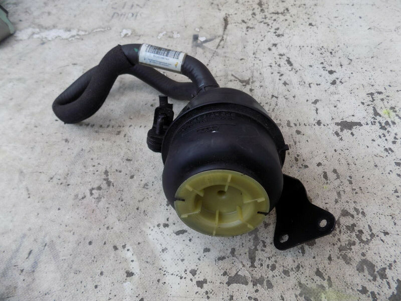 AUDI A4 B8 TFSI 2009-2015 POWER STEERING FLUID TANK + BRACKET 4F0422371D