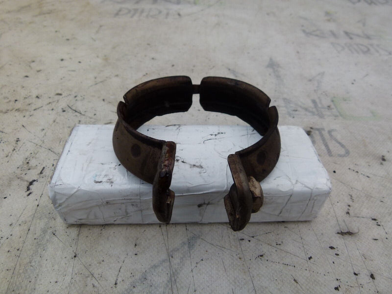 MERCEDES C W204 2007-2011 EXHAUST PIPE CLAMP BRACKET GENUINE A0009958902