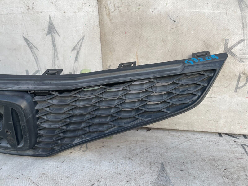 HONDA JAZZ 2008-2015 FRONT BUMPER GRILL GENUINE 71121-TF0-00