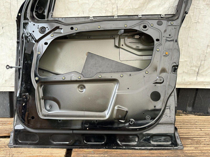 LAND ROVER DISCOVERY SPORT L550 2015- GENUINE FRONT DOOR PANEL RIGHT SIDE