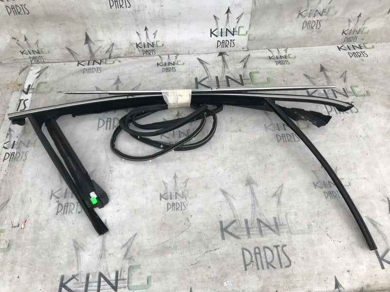 VAUXHALL INSIGNIA A 08-16 SET FRONT WINDOW RIGHT SIDE FRAME, RUBBER, TRIM COVER