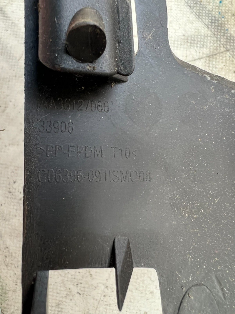 PEUGEOT 308 2013-2017 FRONT BUMPER CENTER RADIATOR GRILL AA36127066