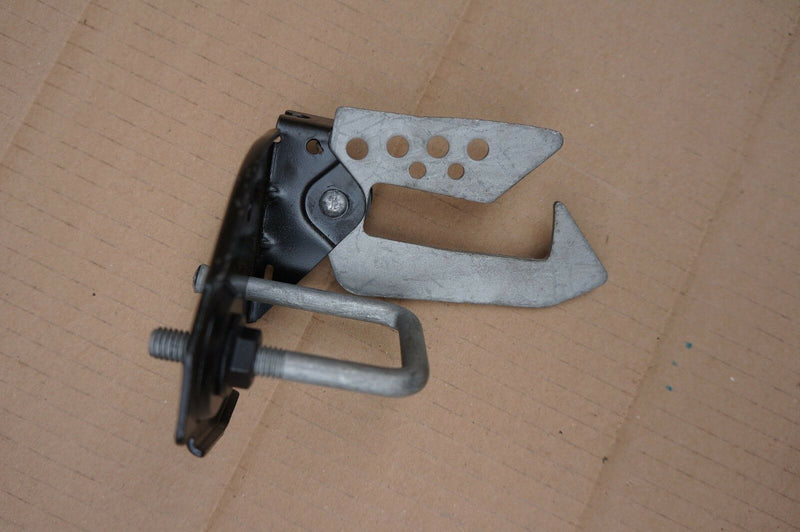 BMW 5 6 7 Z4 SERIES N/S BONNET CATCH F10/ F12 NEW 7183763 (S20-20)