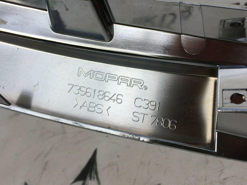 LANCIA YPSILON 846 FACELIFT 2018-ON FRONT BUMPER GRILL TRIM CHROME 735618646