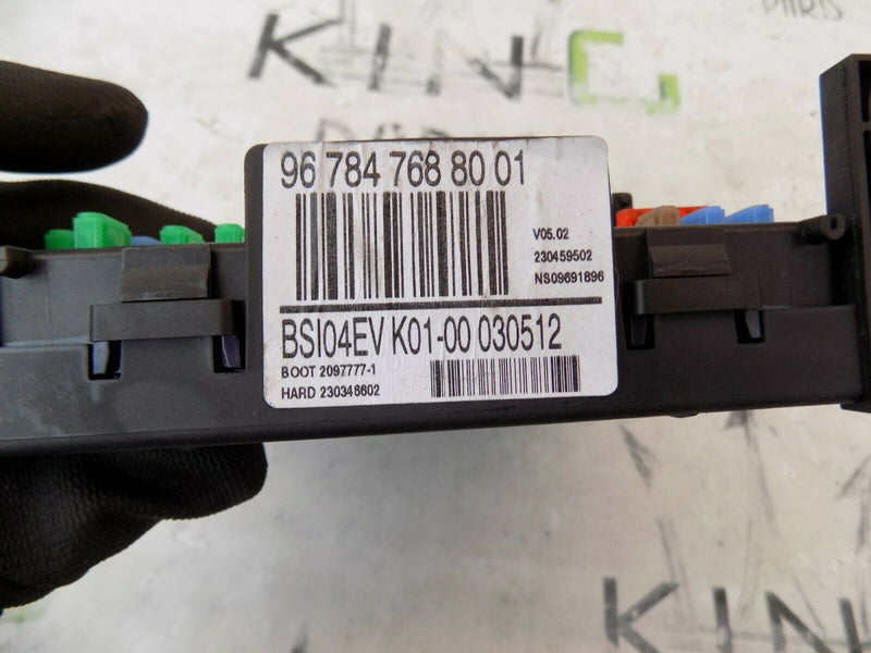 PEUGEOT 3008 2008-2016 1.6 HDI INTERIOR FUSE RELAY BOX 9678476880 *N