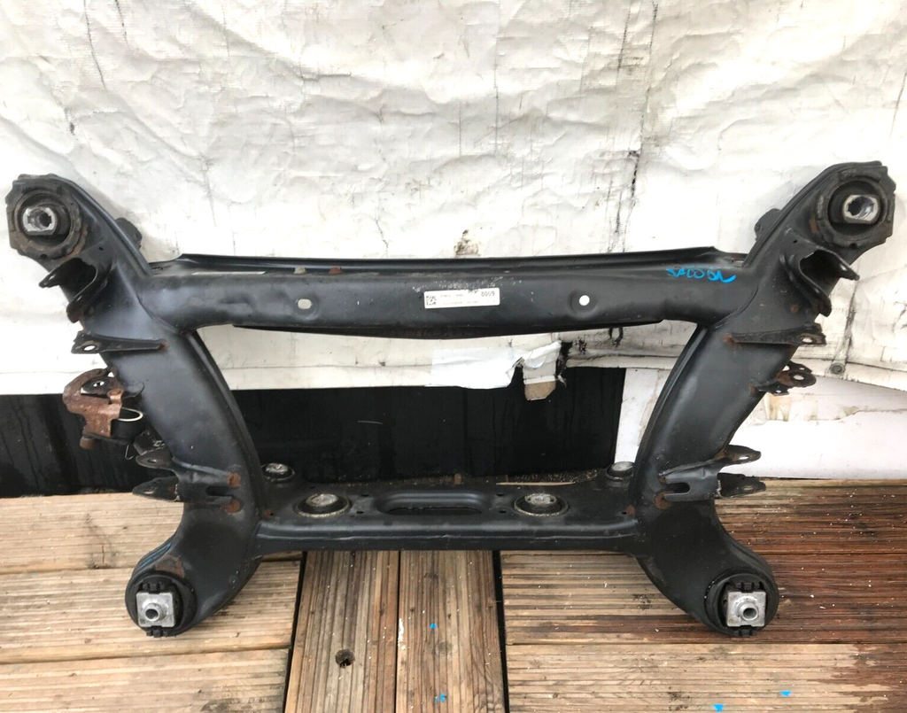 MERCEDES C-CLASS W205 1.6 DIESEL REAR SUBFRAME SUSPENSION CARRIER A205