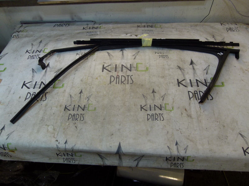 RENAULT CAPTUR 2020-ON FRONT LEFT DOOR RUBBER SEALS STRIP 803314214R