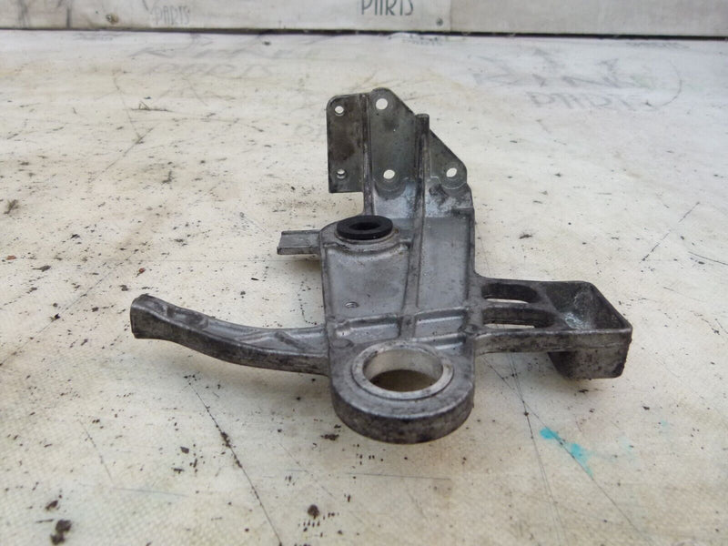 MERCEDES C W204 2007-2011 AIR FILTER MOUNTING BRACKET GENUINE A6510900041