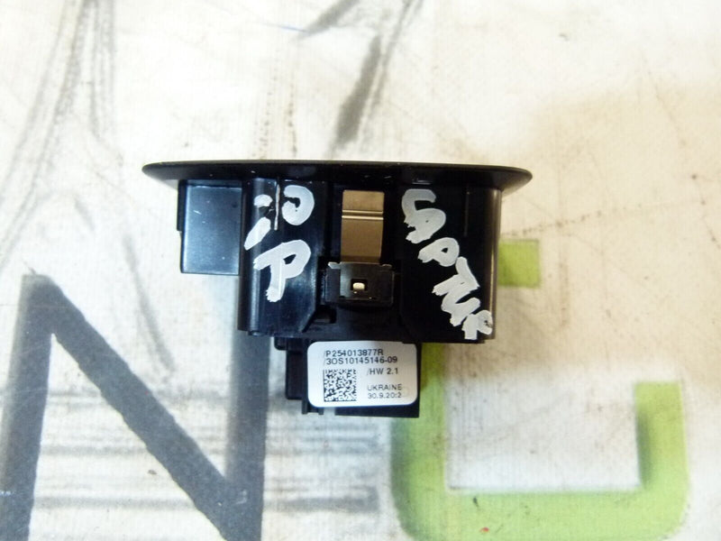 RENAULT CAPTUR 2020-ON REAR RIGHT WAINDOW CONTROL SWITCH P254013877R