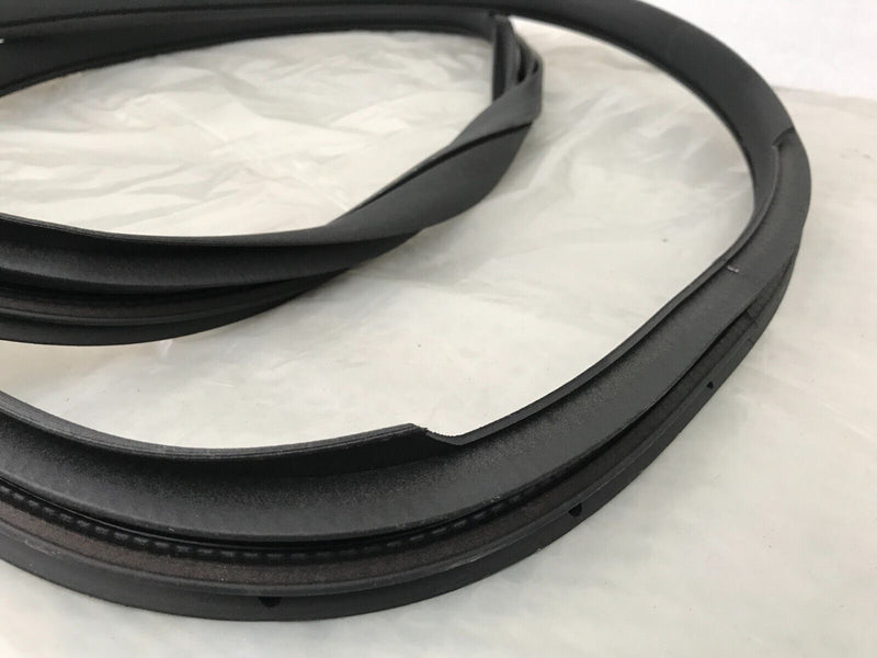 MERCEDES GLC X253 2016-21 REAR DOOR LEFT SIDE RUBBER SEAL GENUINE A2536970251