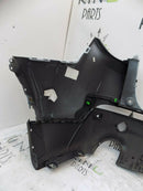 LAND ROVER DISCOVERY L550 SPORT SD4 SE 2014-2016 REAR BUMPER GENUINE PDC
