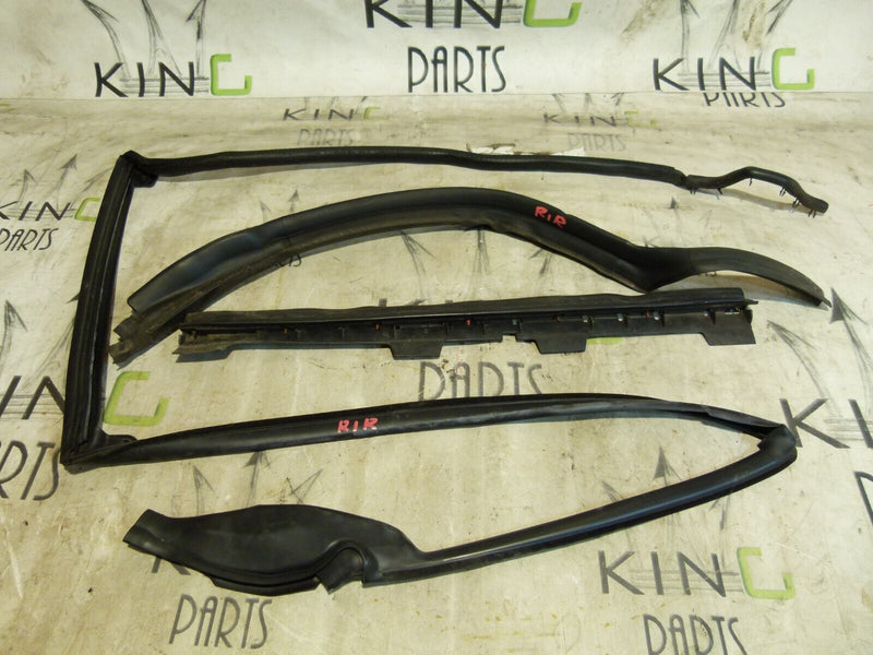 RANGE ROVER SPORT L494 REAR RIGHT DOOR RUBBER SEAL SET GENUINE DK62250A20A