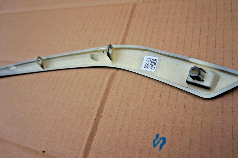 PEUGEOT CITROEN LEFT FRONT BUMPER MOULDING 1613502880 (S20-23)