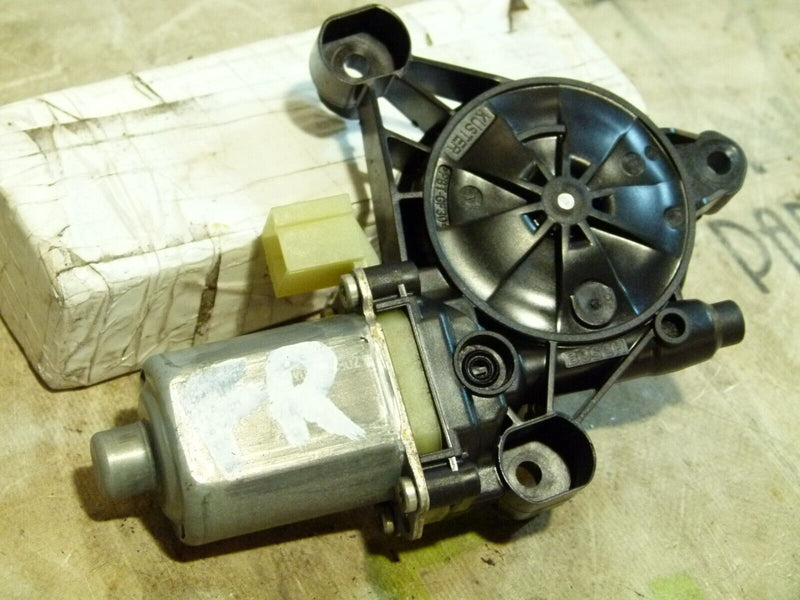 AUDI A4 S4 8W B9 2016-ON FRONT RIGHT DRIVER SIDE WINDOW MOTOR 8W0959802