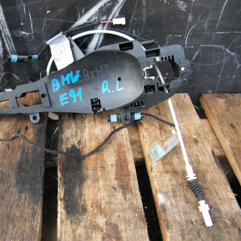 BMW 3 E90 E91 05-11 GENUINE HANDLE SET MOUNT CARRIER N/S Rear Door Left Side