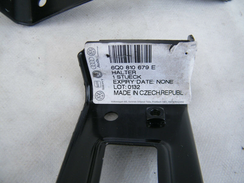 VW SEAT Wing attachment brackets mounting 6Q0810679E (022)
