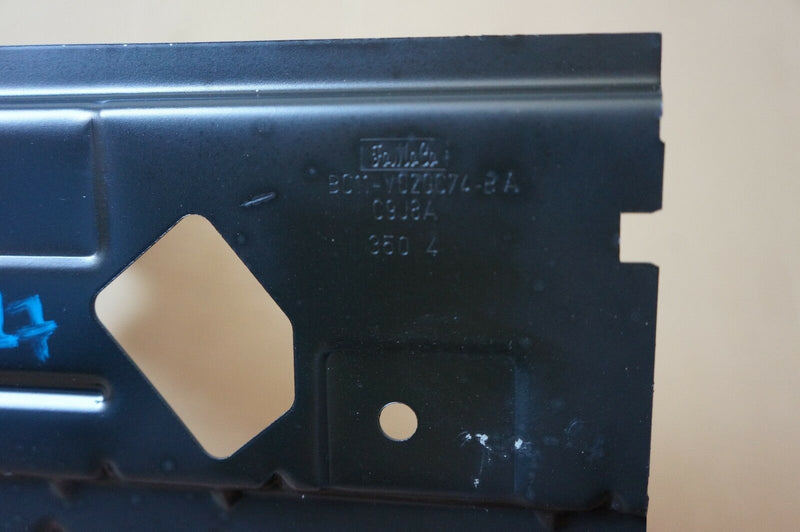Ford TRANSIT 2006-2014 Front Dash Panel Cover Bracket 1762263 (S08-17)