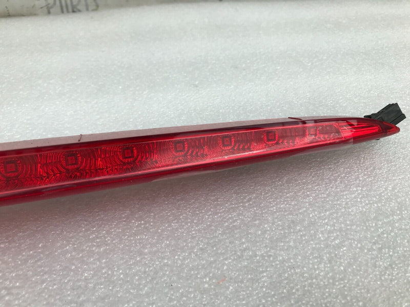 HYUNDAI i30 ESTATE HATCHBACK 2012-17 REAR STOP LED THIRD BRAKE LIGHT 92700-A650