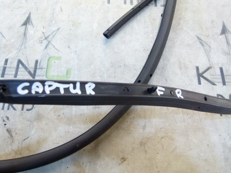 RENAULT CAPTUR 2020-ON FRONT RIGHT DOOR RUBBER SEAL GENUINE 808317845R
