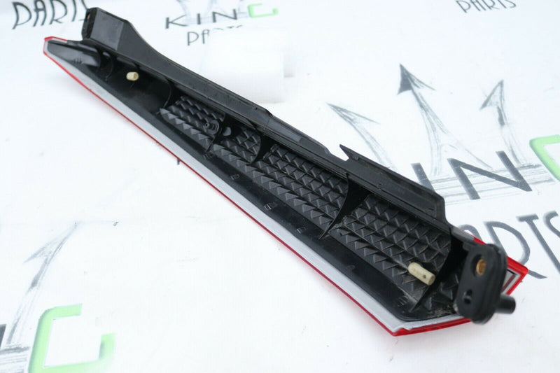 VOLVO XC90 2007-2014 RIGHT SIDE REAR LIGHT UPPER LAMP 30698142