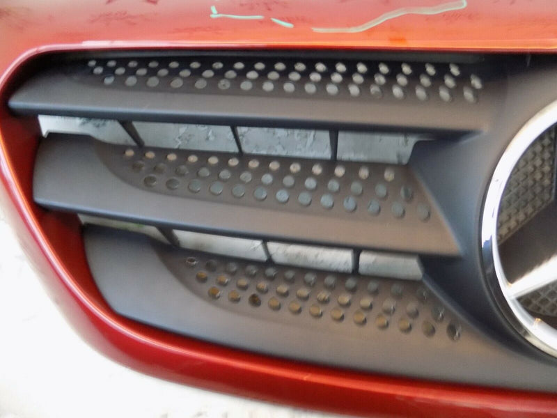 MERCEDES CITAN 2013-ON FRONT BUMPER GRILL EMBLEM IN MAROON A4158880023